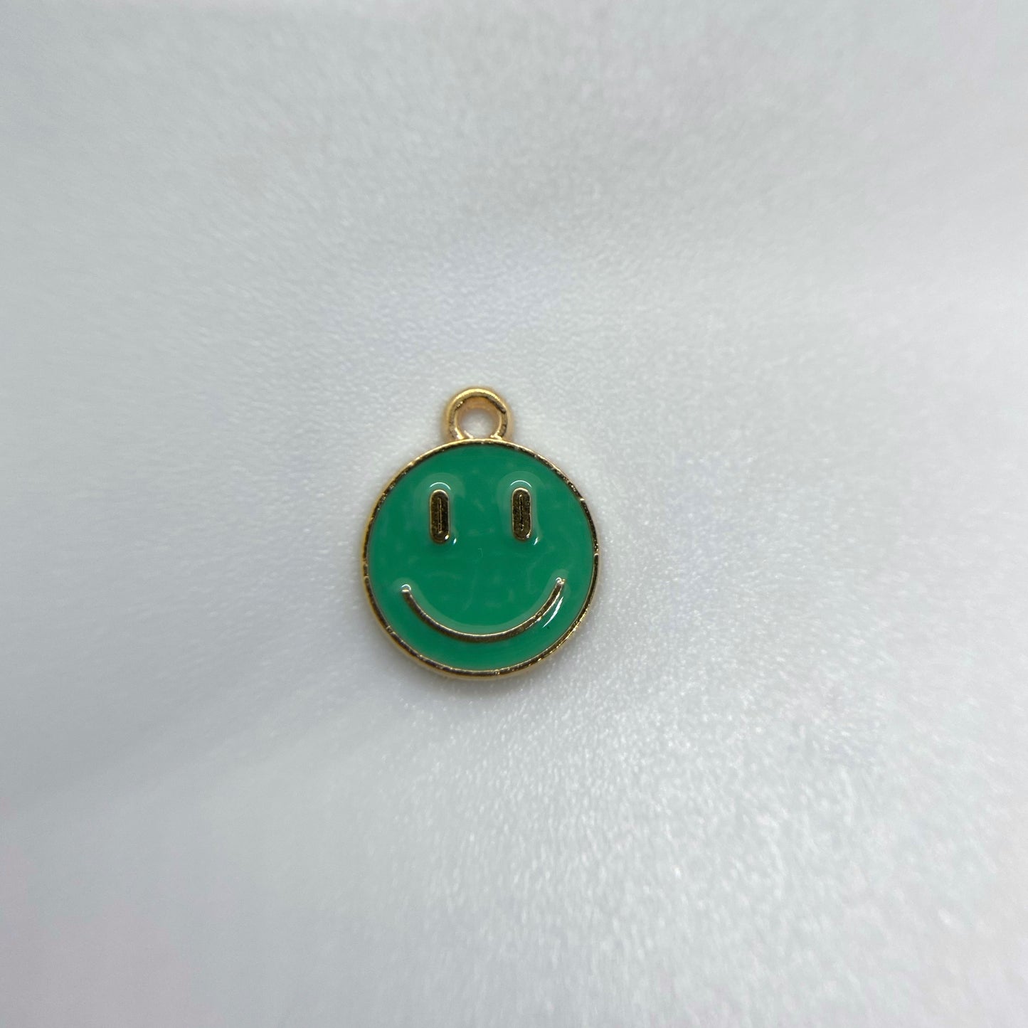 Charm Smiley 🙂