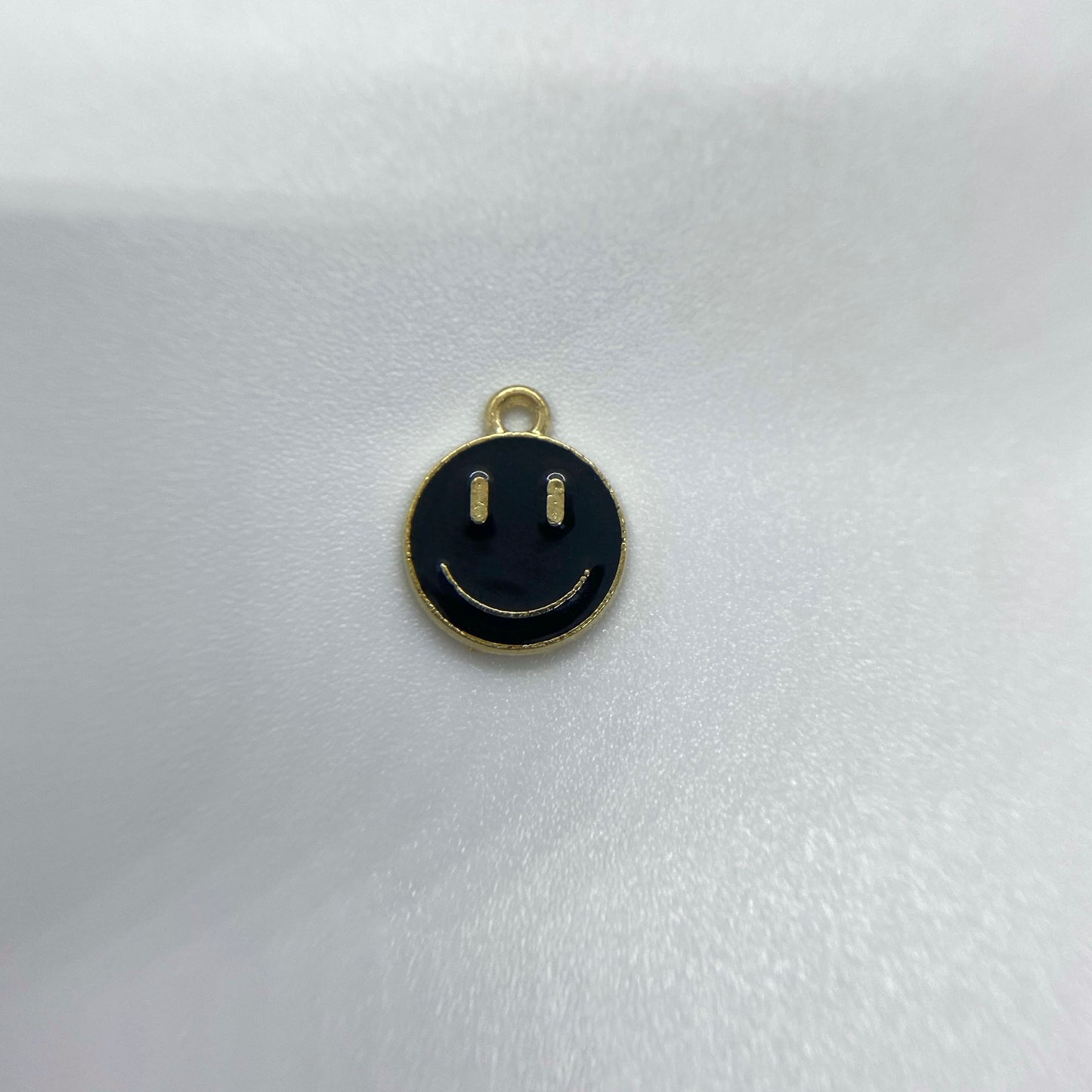 Charm Smiley 🙂