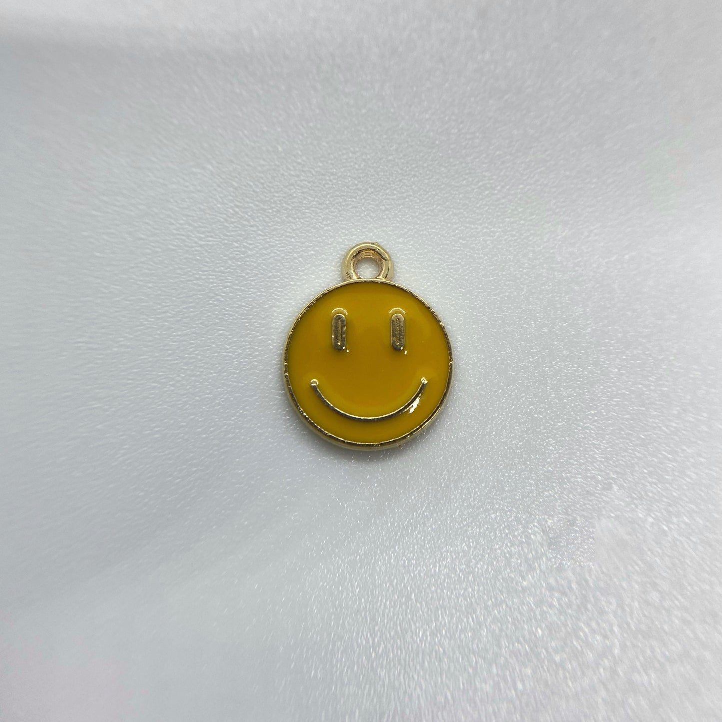 Charm Smiley 🙂