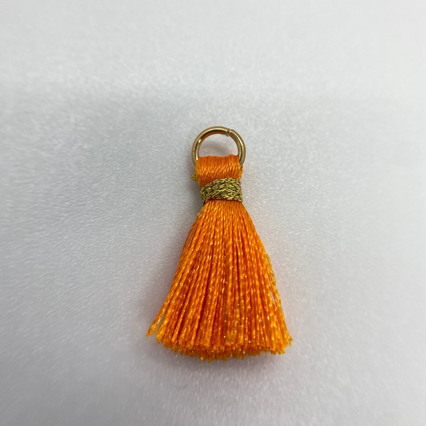 Charm Pompon 🎀