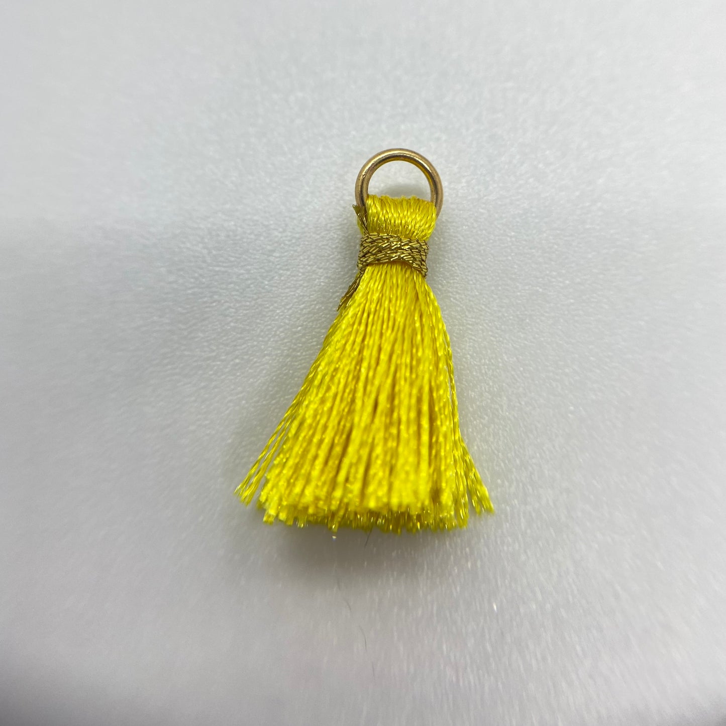 Charm Pompon 🎀