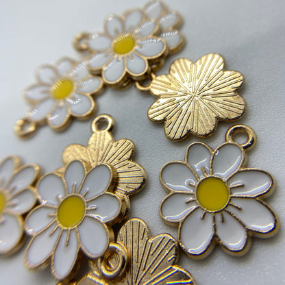 Charm Marguerite 🌼