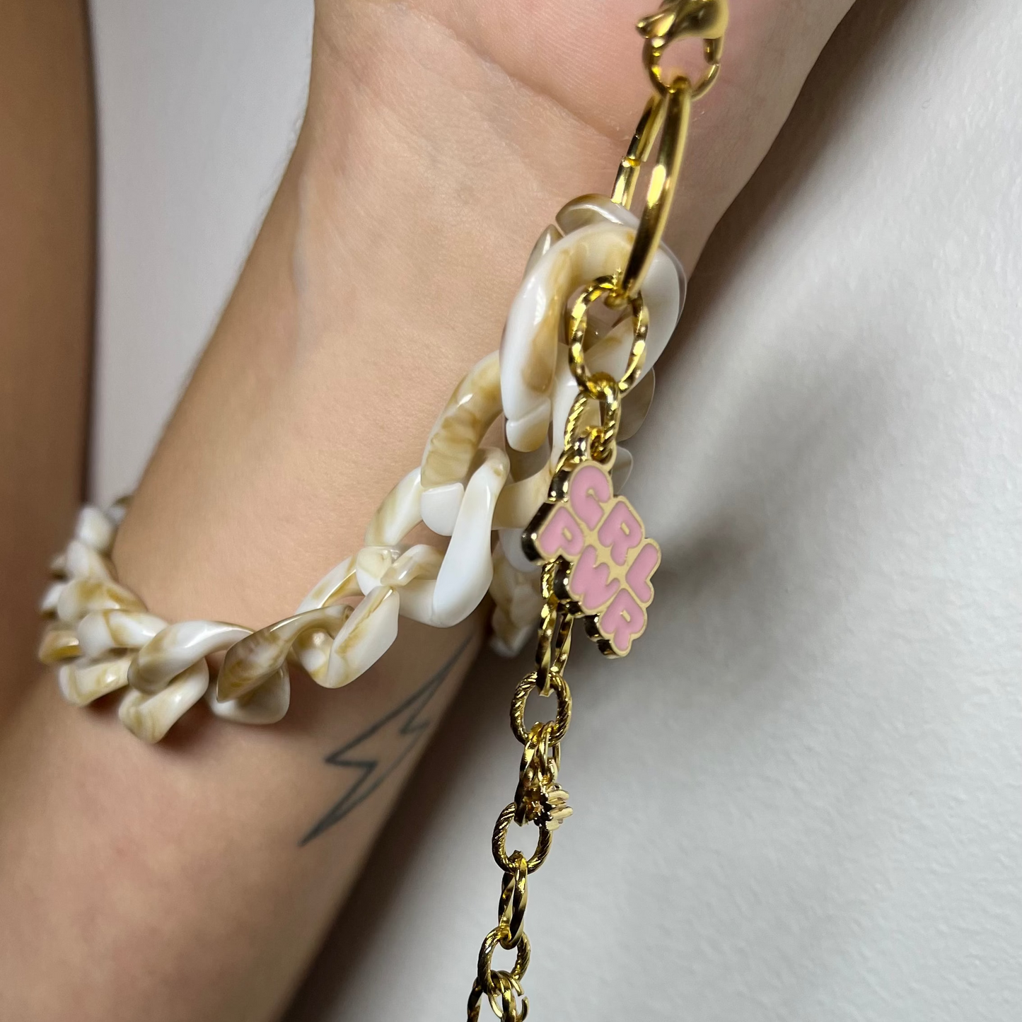 Chaine Écaille beige ⛓️